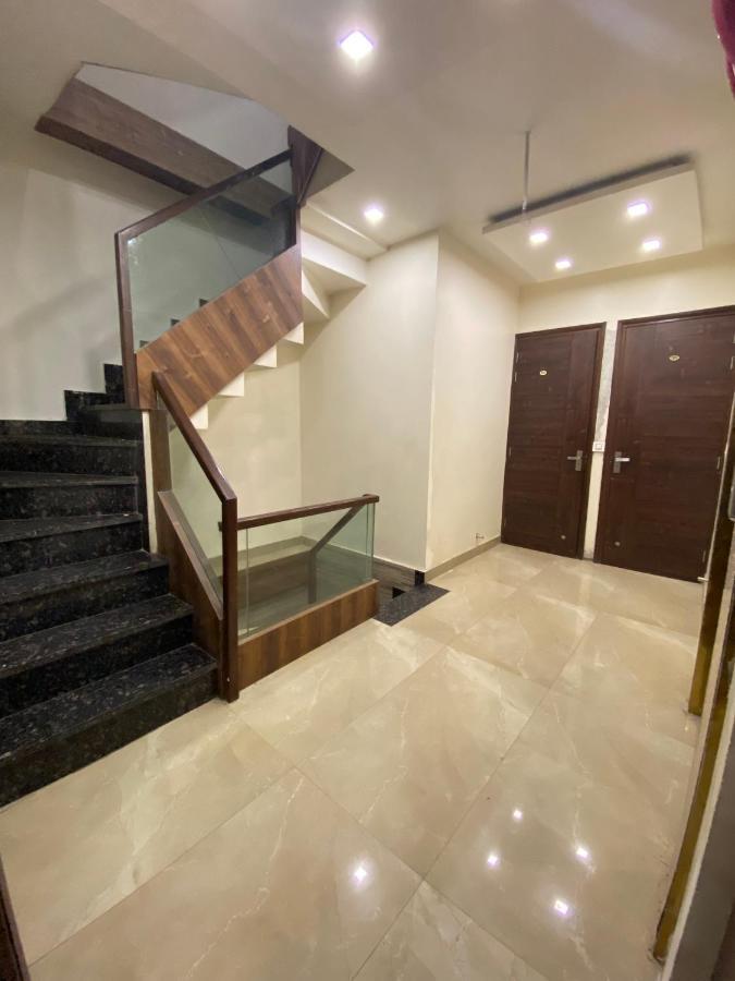 Hotel 56 - 200 Meter From Golden Temple アムリトサル エクステリア 写真