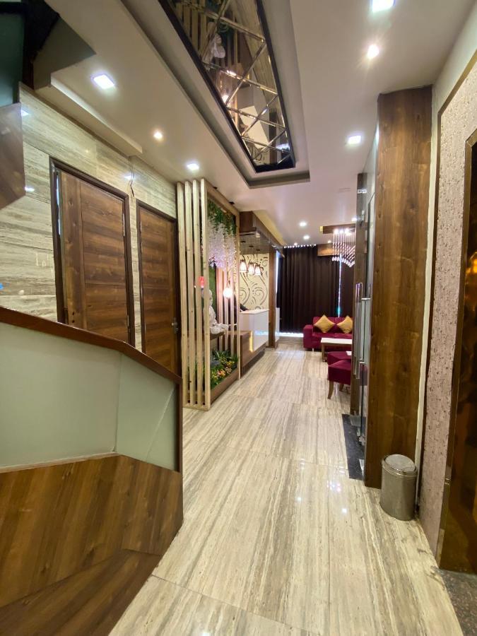 Hotel 56 - 200 Meter From Golden Temple アムリトサル エクステリア 写真